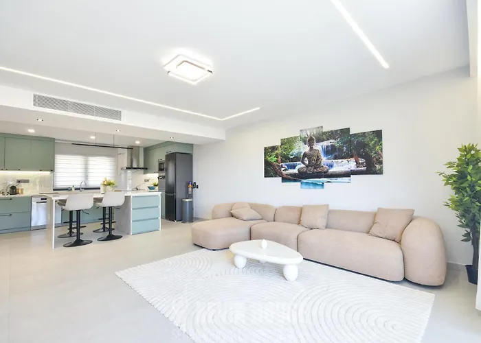 Kevin House - Serra Brava,