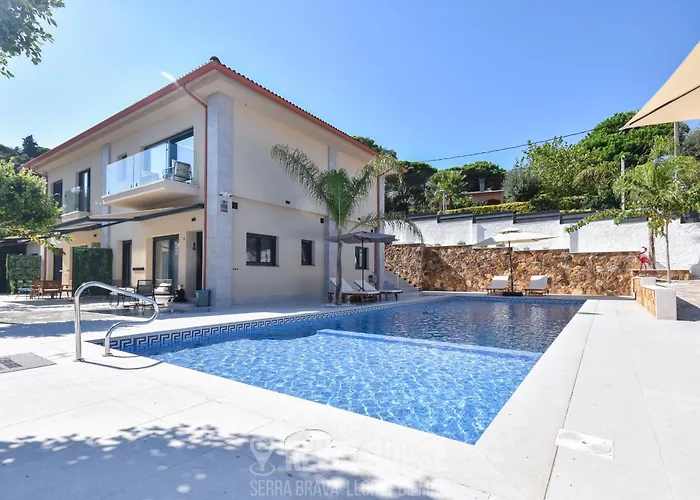 Kevin House - Serra Brava, * Lloret de Mar