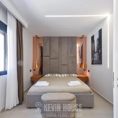 Kevin House - Serra Brava, Lloret de Mar