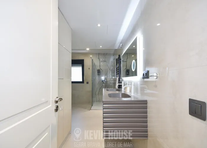 Apartment Kevin House - Serra Brava, Lloret de Mar