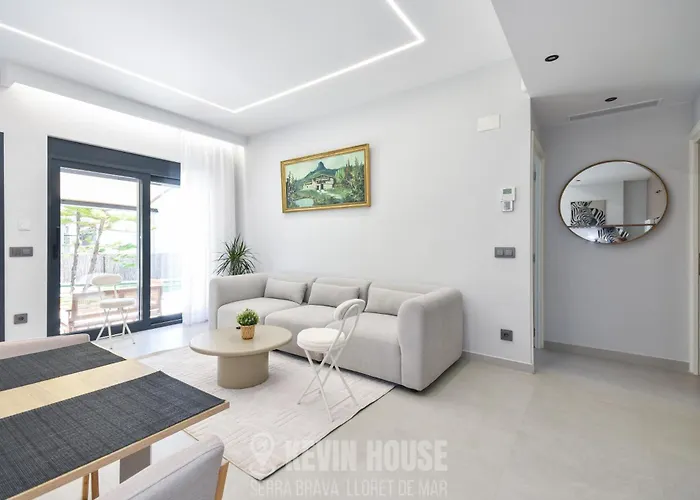 Kevin House - Serra Brava, Lloret de Mar