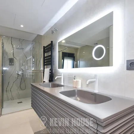 Апартаменты Kevin House - Serra Brava, *