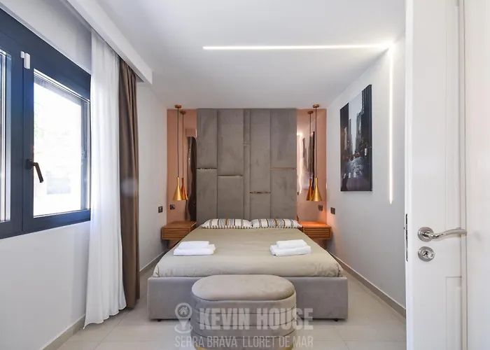 Kevin House - Serra Brava, Lloret de Mar