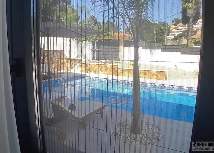 Apartamento Kevin House - Serra Brava, *