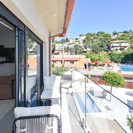 Kevin House - Serra Brava,